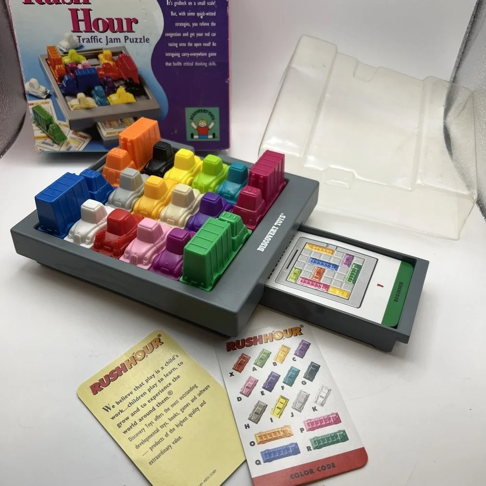 DISCOVERY TOYS RUSH HOUR Traffic Jam Puzzle Car Game! Complete Set in box